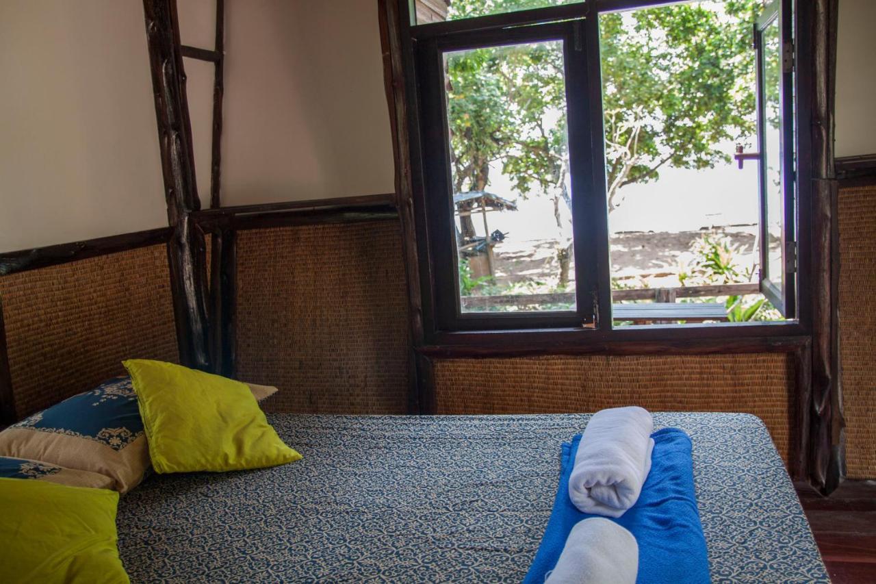 Hotel Ban_Na à Koh Chang Extérieur photo