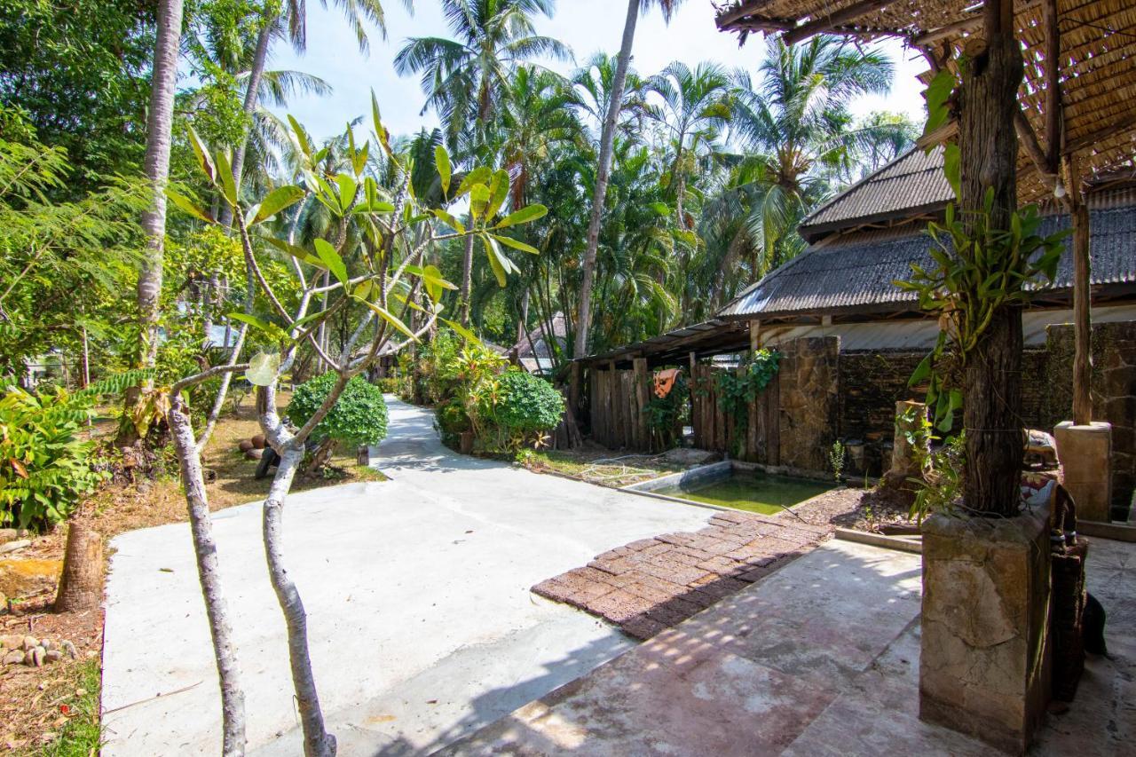 Hotel Ban_Na à Koh Chang Extérieur photo